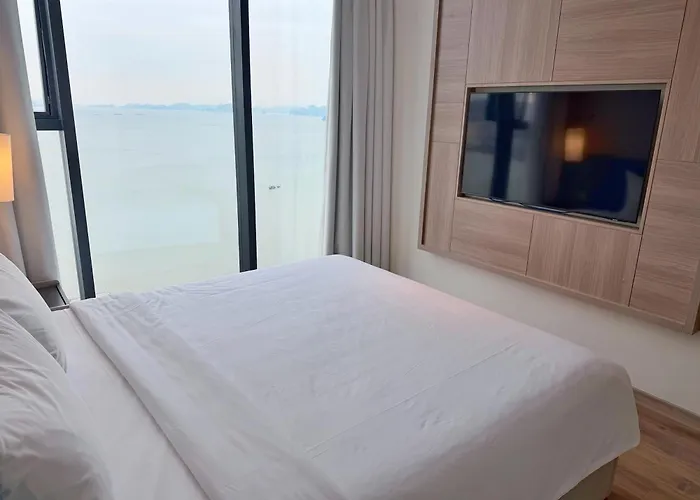 Sea View - Icon40 - Alacarte - 1 To 5 Bedrooms * Ha Long