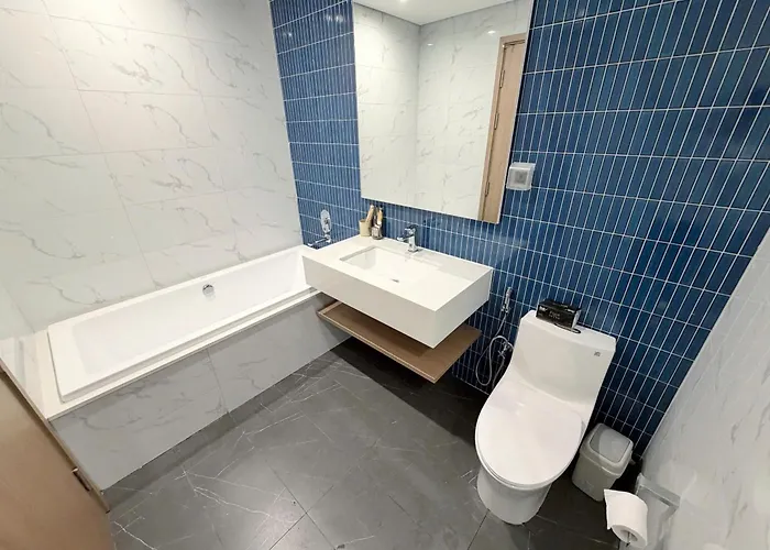 Sea View - Icon40 - Alacarte - 1 To 5 Bedrooms Apartment *